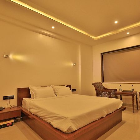 Hotel Tania Searock Daman Εξωτερικό φωτογραφία
